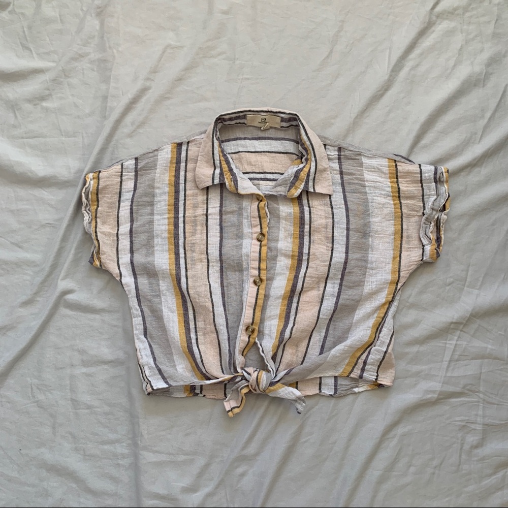 Crop Tie Button Up